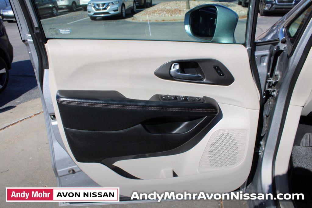 used 2020 Chrysler Pacifica car, priced at $14,900