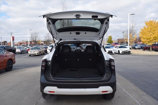 new 2025 Nissan Kicks car, priced at $27,938