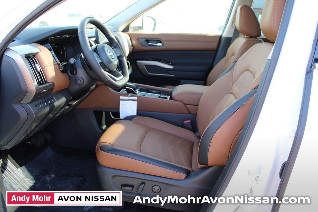 new 2025 Nissan Pathfinder car, priced at $49,460