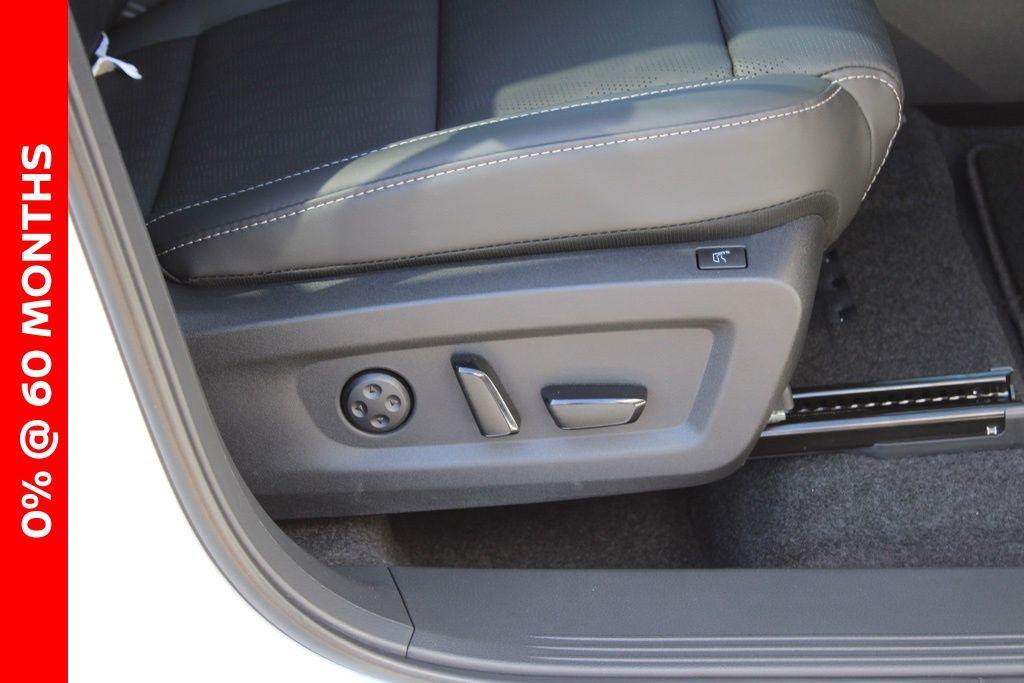 new 2025 Nissan Murano car, priced at $45,936