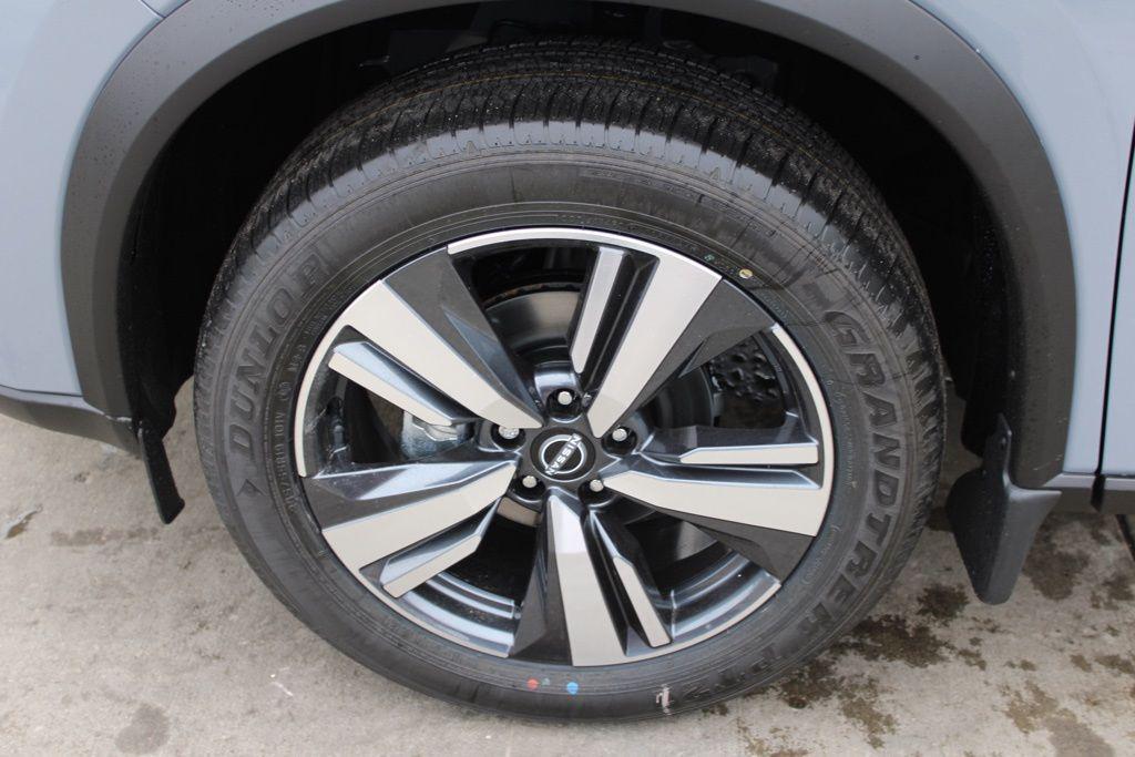 new 2025 Nissan Rogue car, priced at $37,586