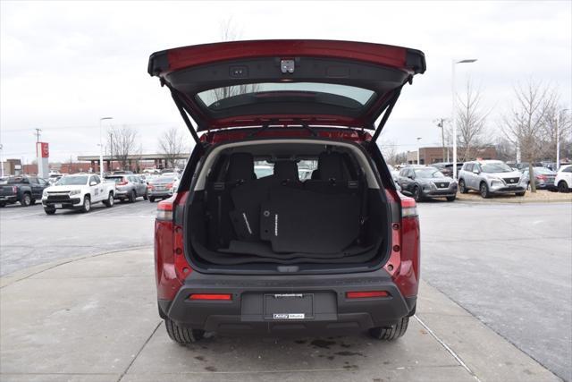 new 2025 Nissan Pathfinder car, priced at $42,368