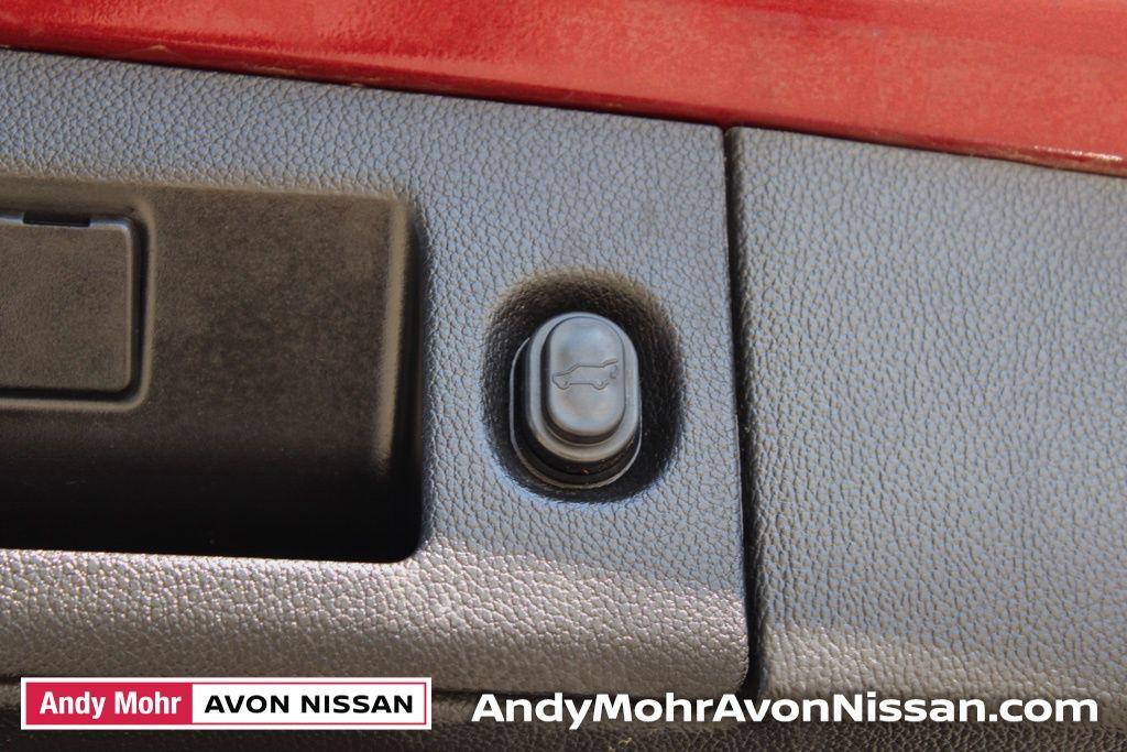 used 2016 GMC Yukon car, priced at $17,500