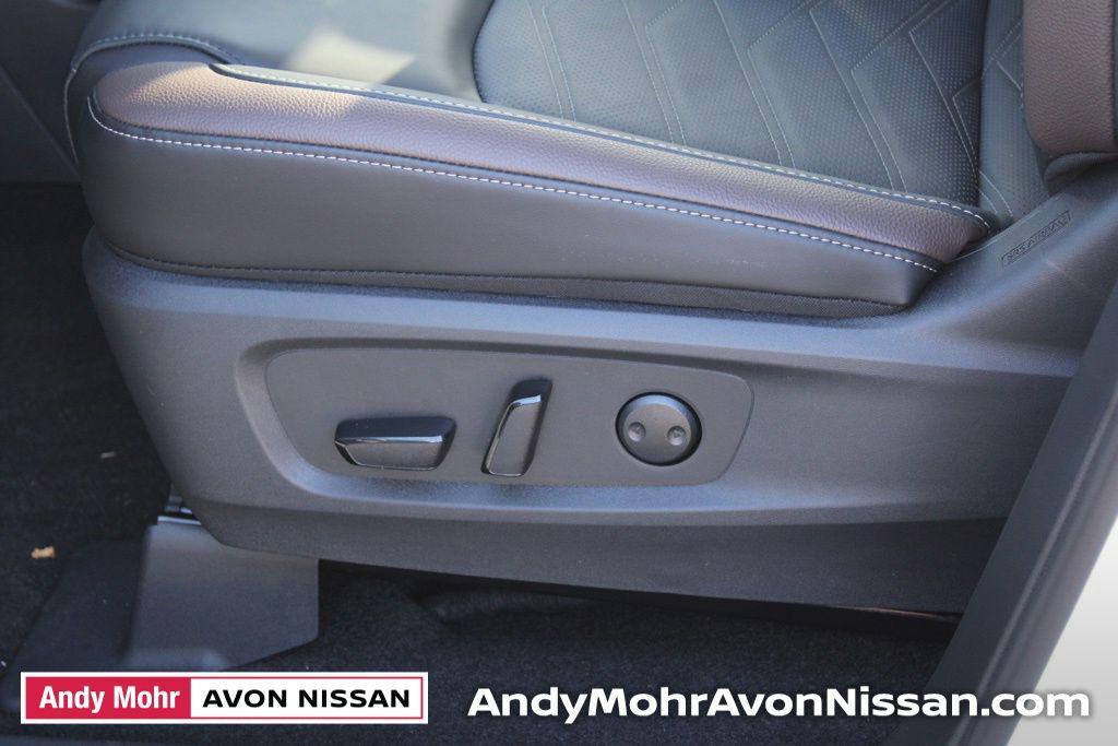 new 2025 Nissan Pathfinder car, priced at $49,525