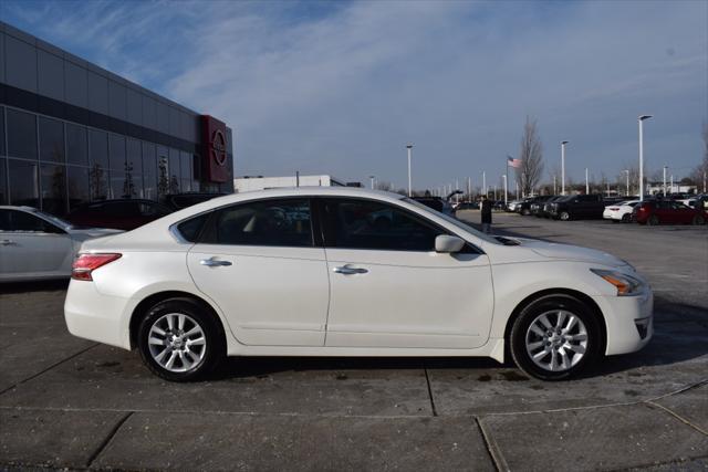 used 2013 Nissan Altima car, priced at $9,999