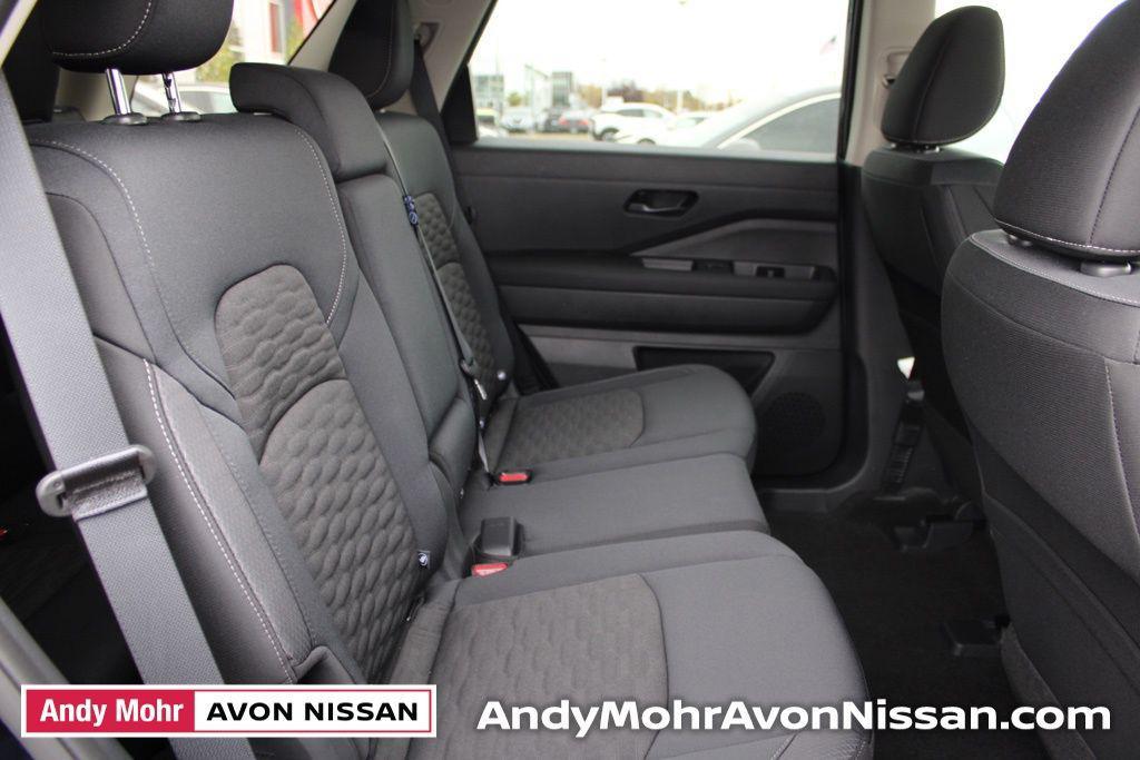 new 2025 Nissan Pathfinder car, priced at $36,822