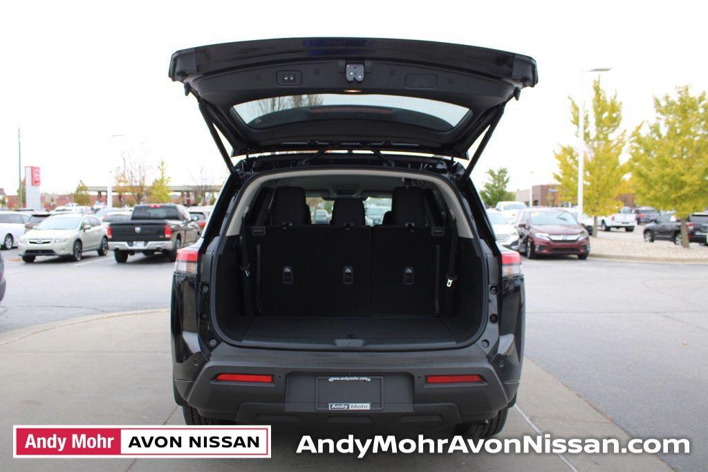 new 2025 Nissan Pathfinder car, priced at $36,822