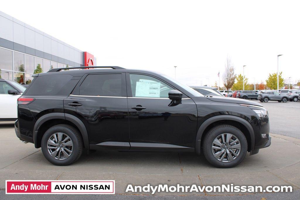 new 2025 Nissan Pathfinder car, priced at $36,822