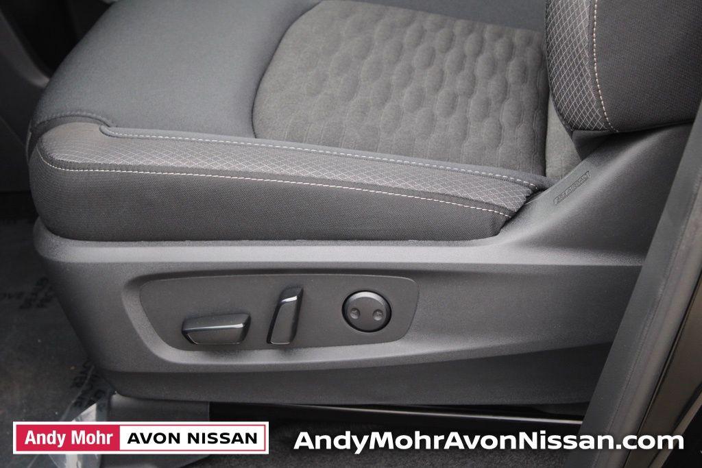 new 2025 Nissan Pathfinder car, priced at $36,822