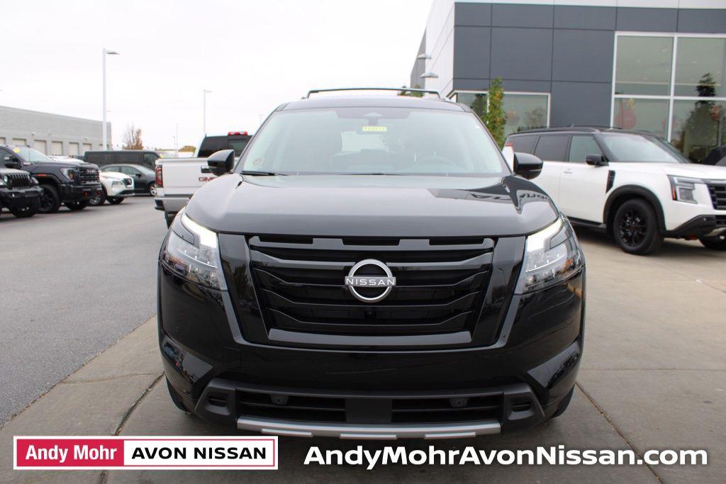 new 2025 Nissan Pathfinder car, priced at $42,075