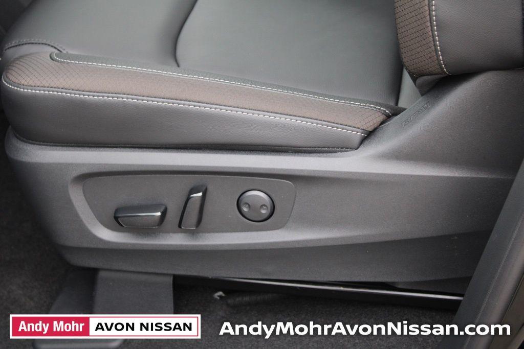 new 2025 Nissan Pathfinder car, priced at $42,075