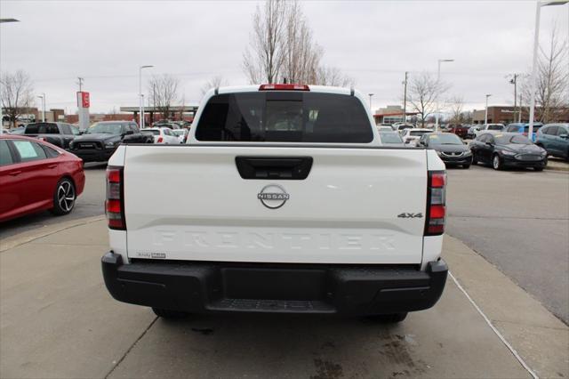 new 2025 Nissan Frontier car, priced at $35,990