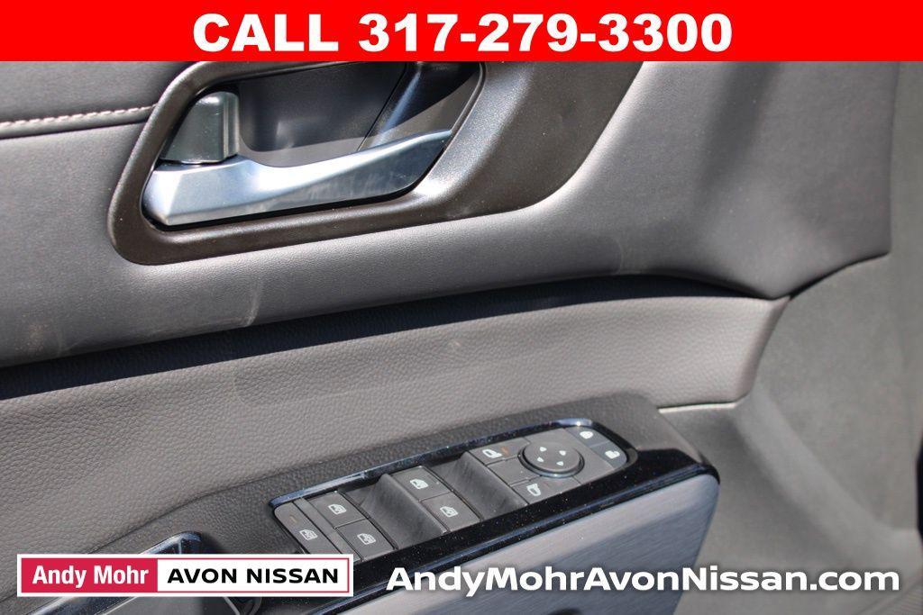 new 2025 Nissan Pathfinder car, priced at $43,091