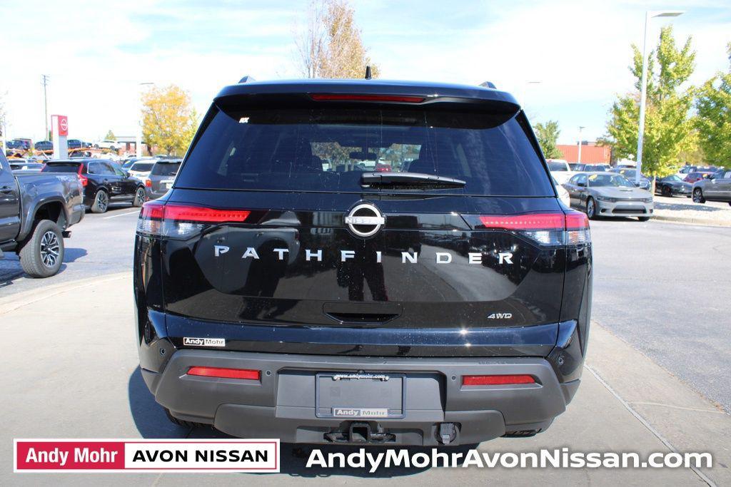 new 2025 Nissan Pathfinder car, priced at $40,925