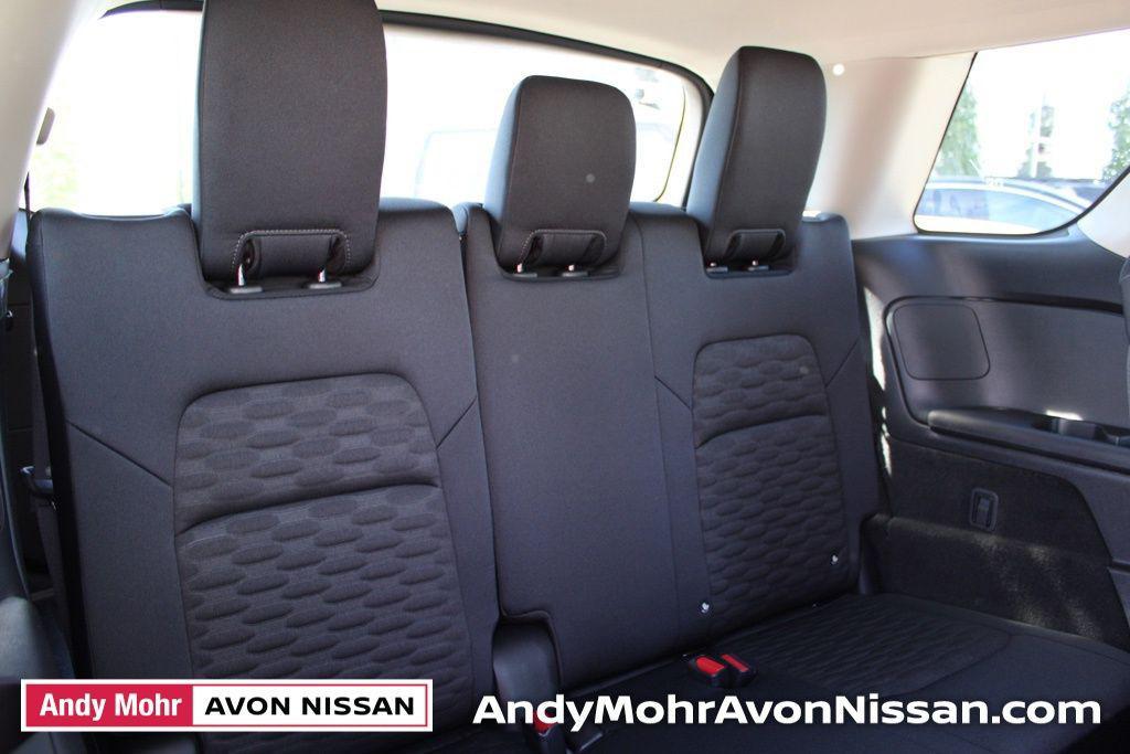 new 2025 Nissan Pathfinder car, priced at $40,925