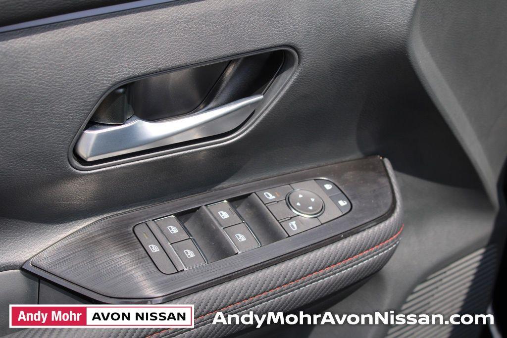 new 2025 Nissan Kicks car, priced at $26,382