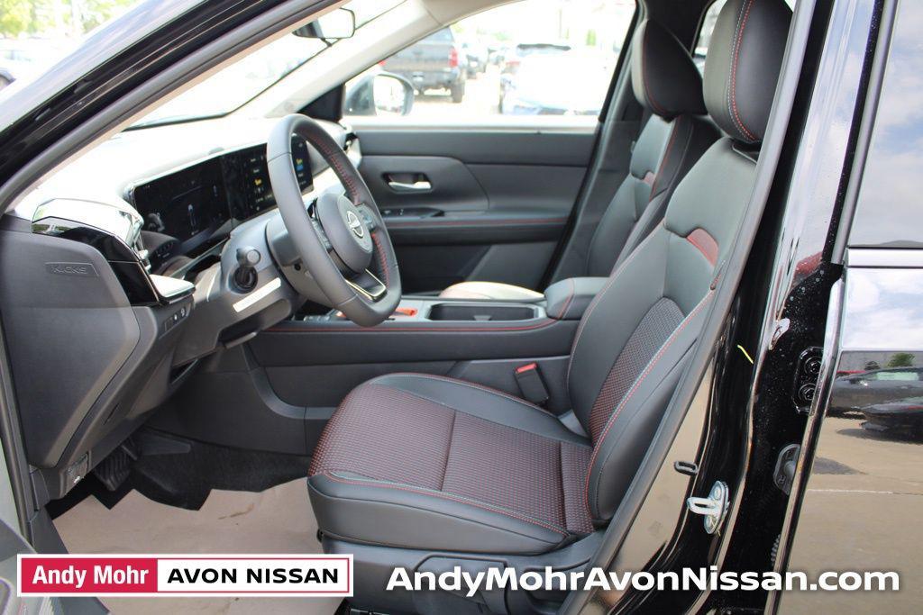 new 2025 Nissan Kicks car, priced at $26,382