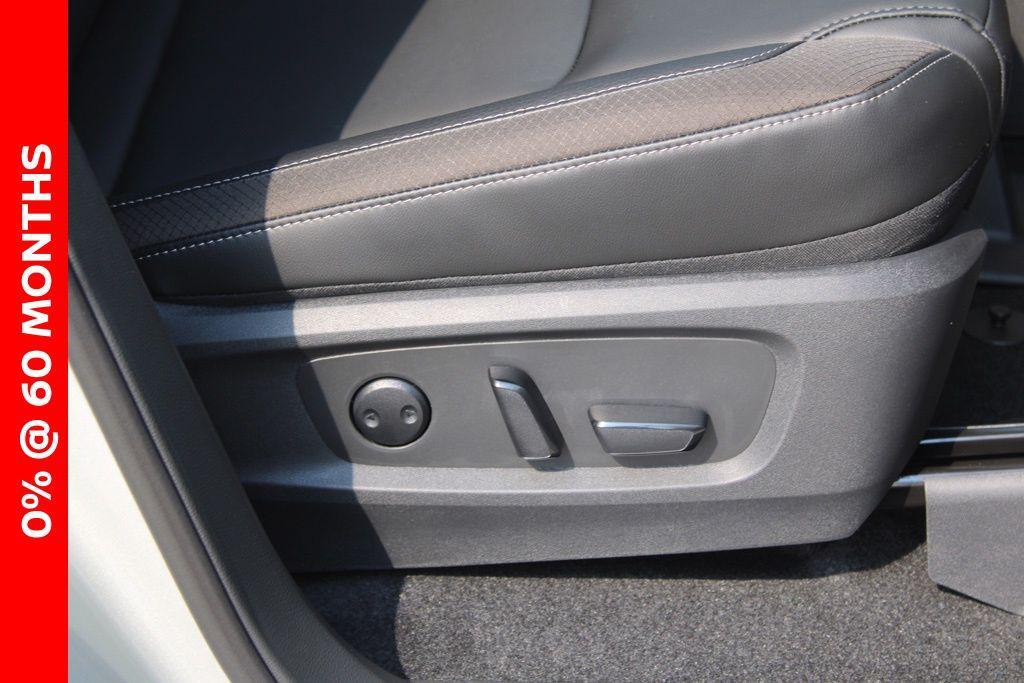 new 2025 Nissan Pathfinder car, priced at $39,191