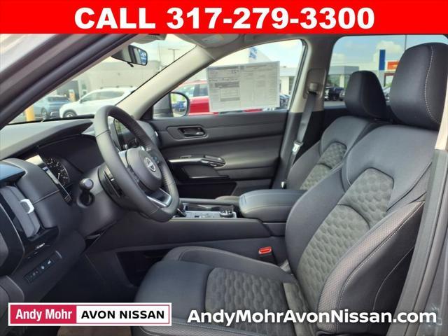 new 2025 Nissan Pathfinder car, priced at $40,300