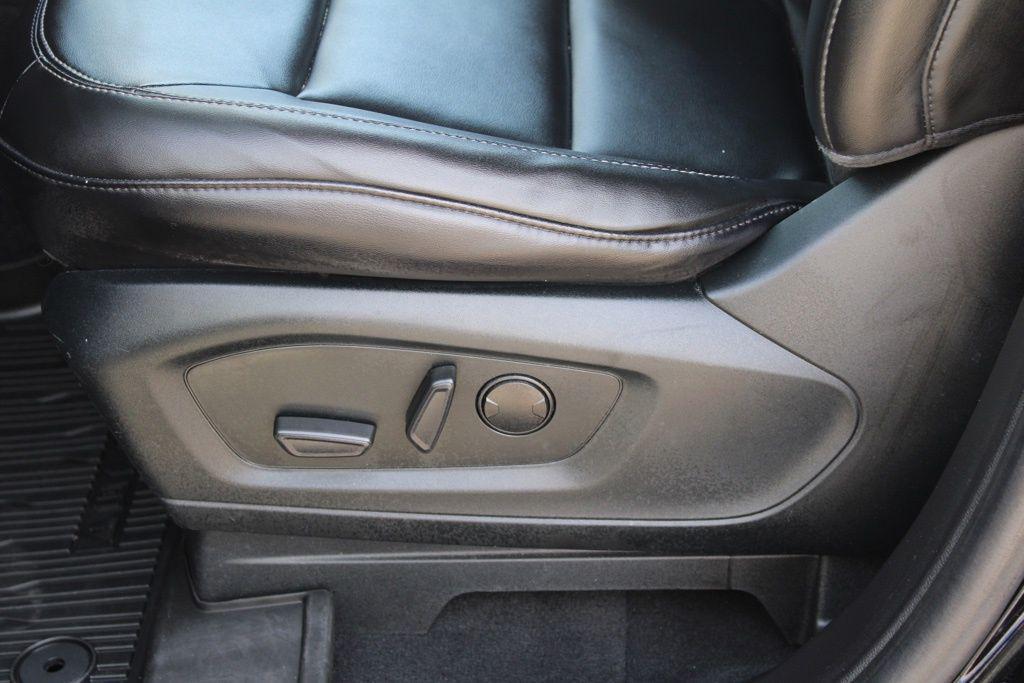 used 2022 Ford Explorer car, priced at $25,500