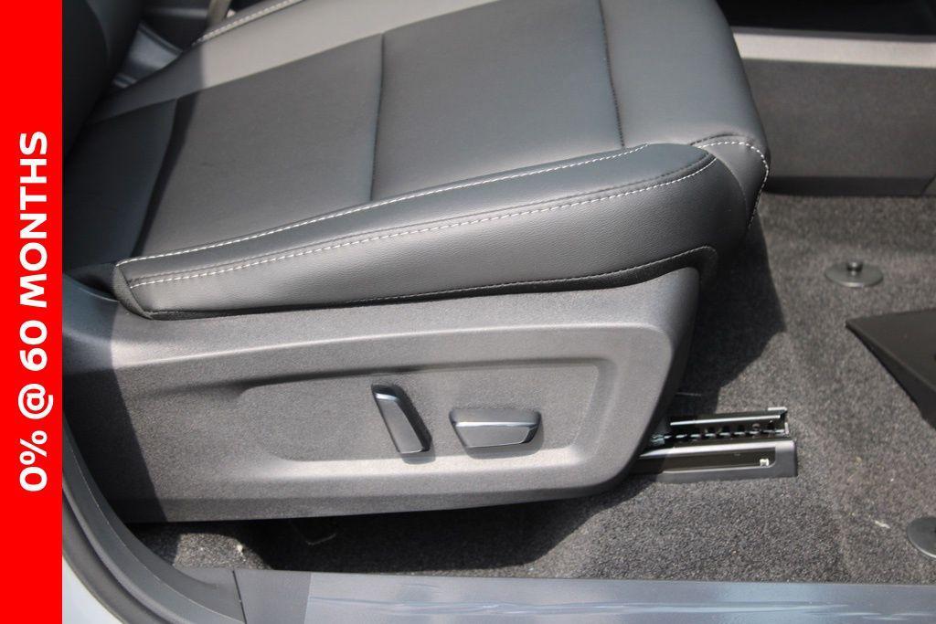 new 2025 Nissan Murano car, priced at $42,140