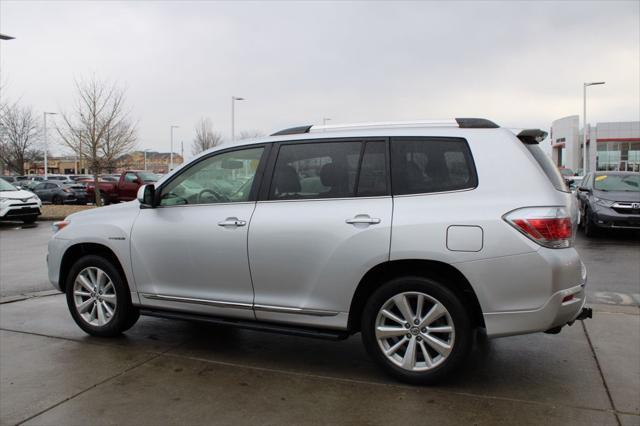 used 2013 Toyota Highlander Hybrid car, priced at $17,500