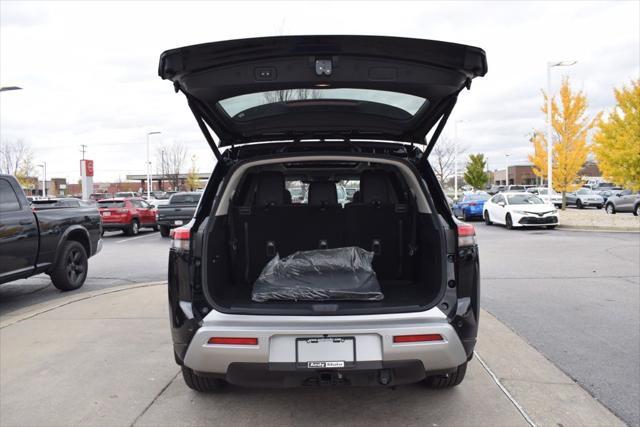 new 2025 Nissan Pathfinder car, priced at $45,610