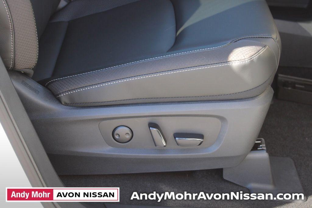 new 2025 Nissan Pathfinder car, priced at $39,205