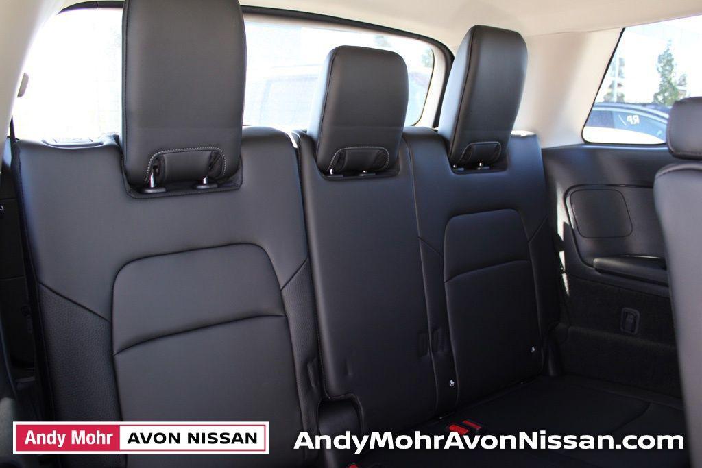 new 2025 Nissan Pathfinder car, priced at $39,205