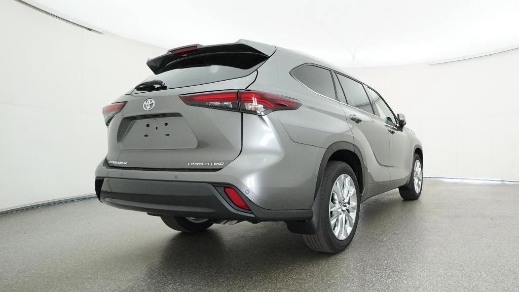 new 2025 Toyota Highlander car, priced at $53,178