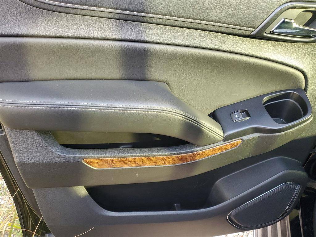 used 2020 Chevrolet Suburban car, priced at $21,991