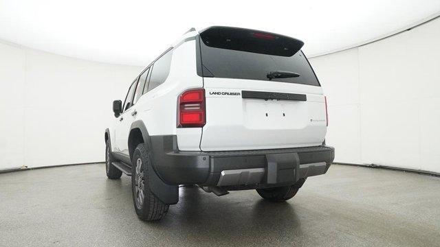 new 2025 Toyota Land Cruiser car
