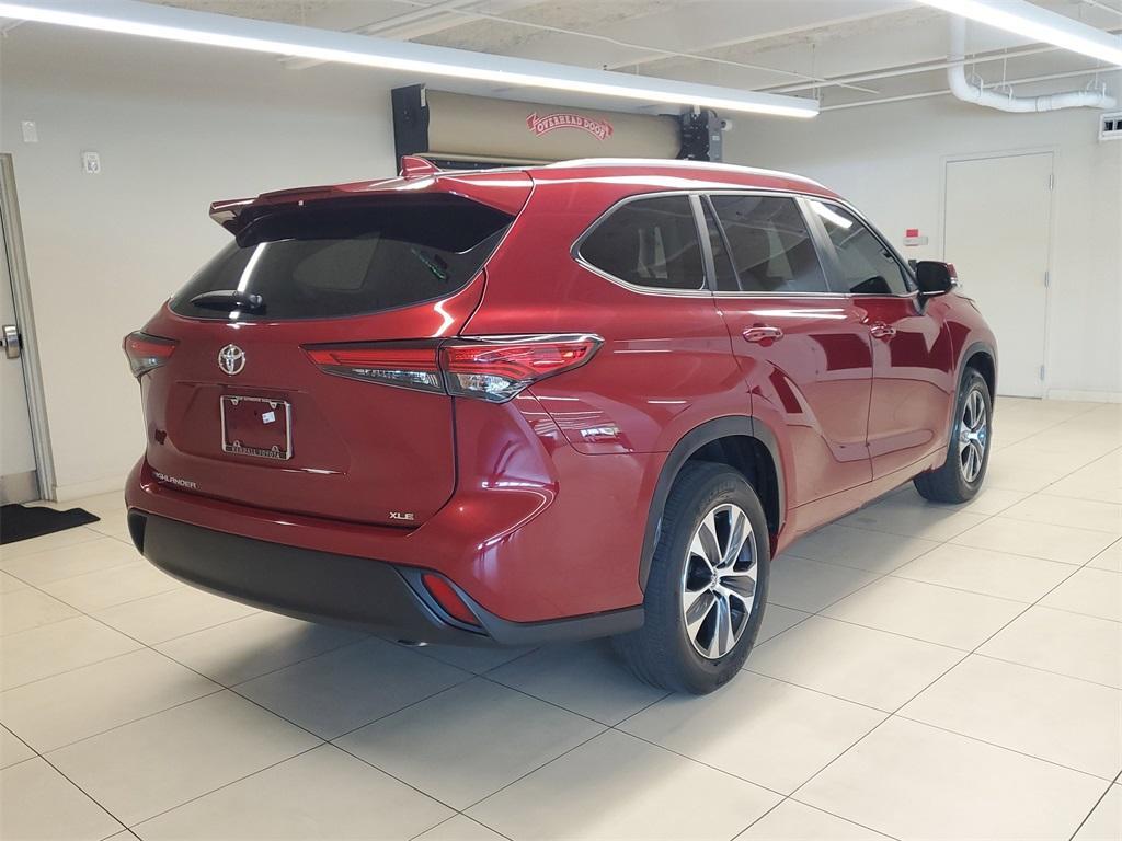 used 2023 Toyota Highlander car, priced at $35,991