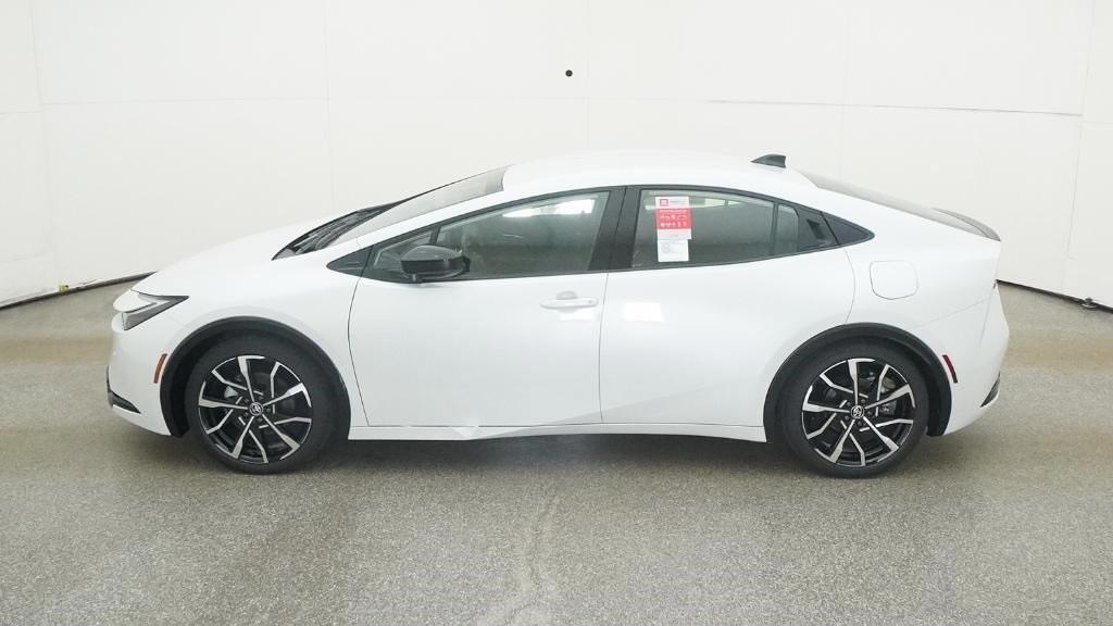 new 2026 Toyota Prius Plug-In Hybrid car, priced at $36,920