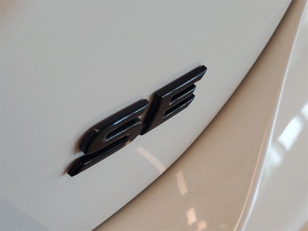 used 2022 Toyota Camry Hybrid car, priced at $23,792
