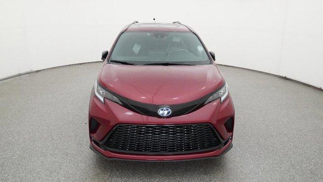 new 2025 Toyota Sienna car, priced at $50,172