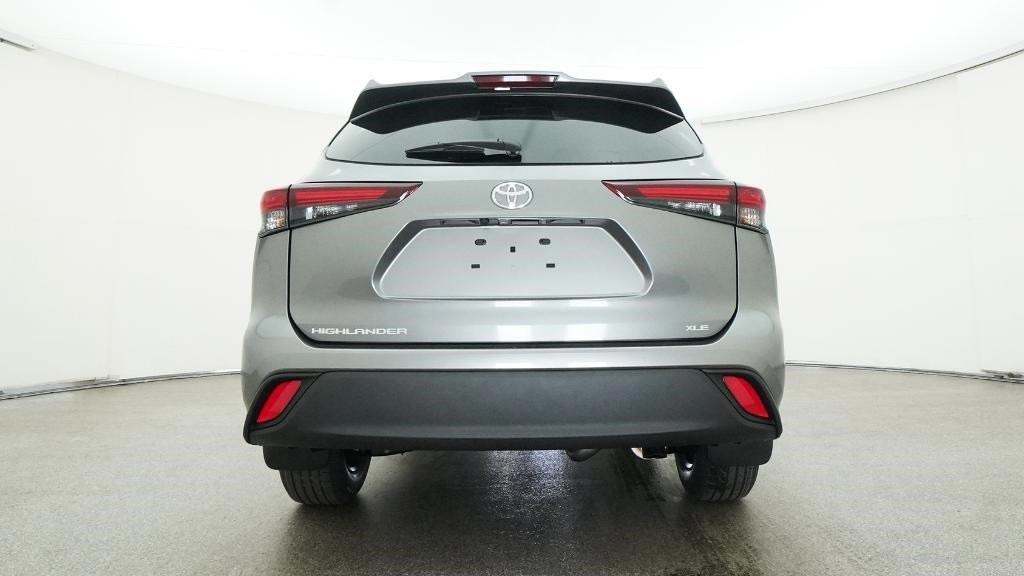 new 2025 Toyota Highlander car, priced at $46,501