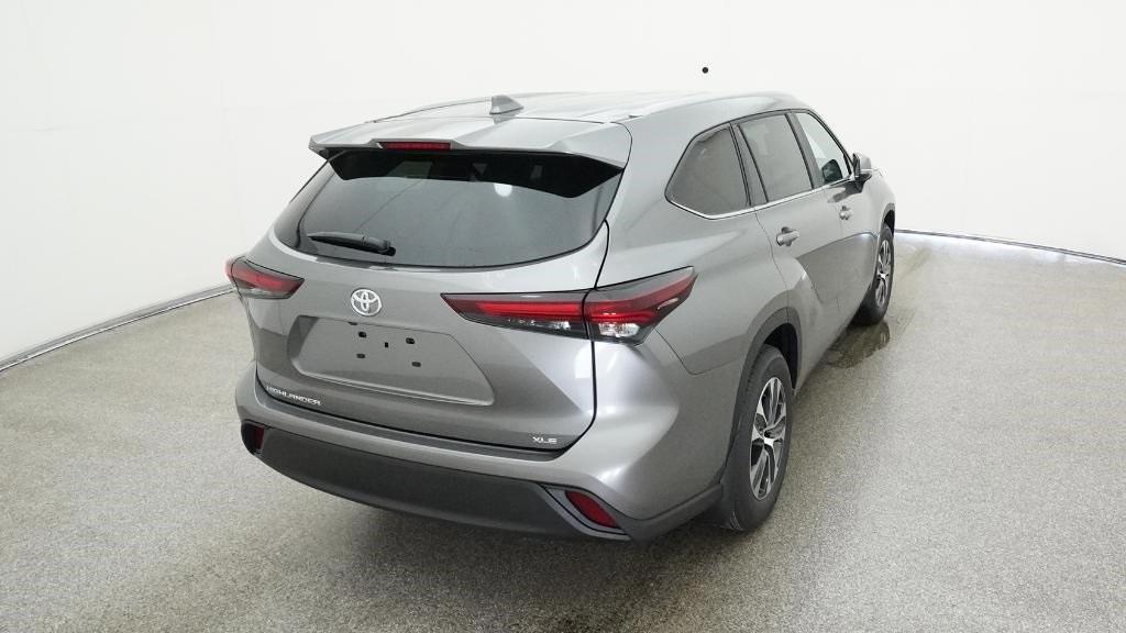 new 2025 Toyota Highlander car, priced at $46,501