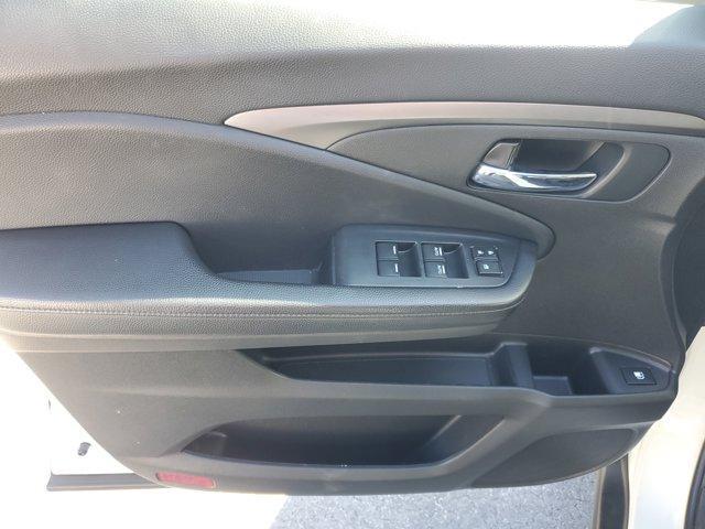 used 2020 Honda Pilot car, priced at $20,494