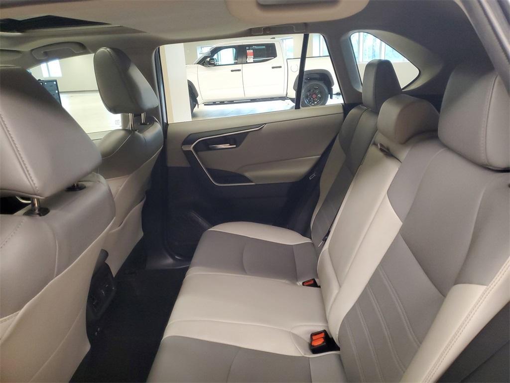 used 2020 Toyota RAV4 car, priced at $21,991