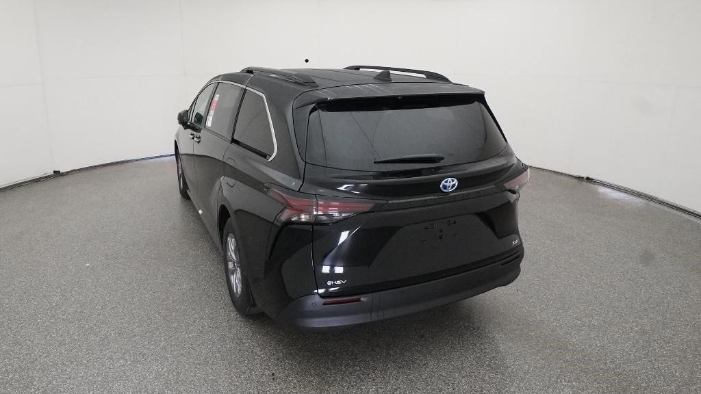 new 2025 Toyota Sienna car, priced at $47,462