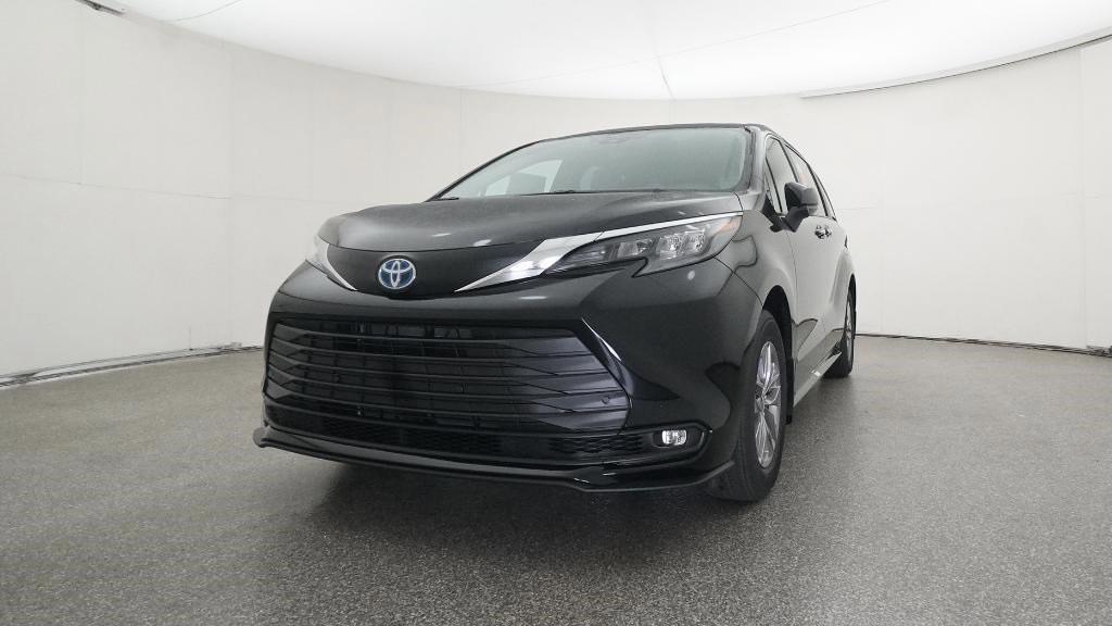 new 2025 Toyota Sienna car, priced at $47,462