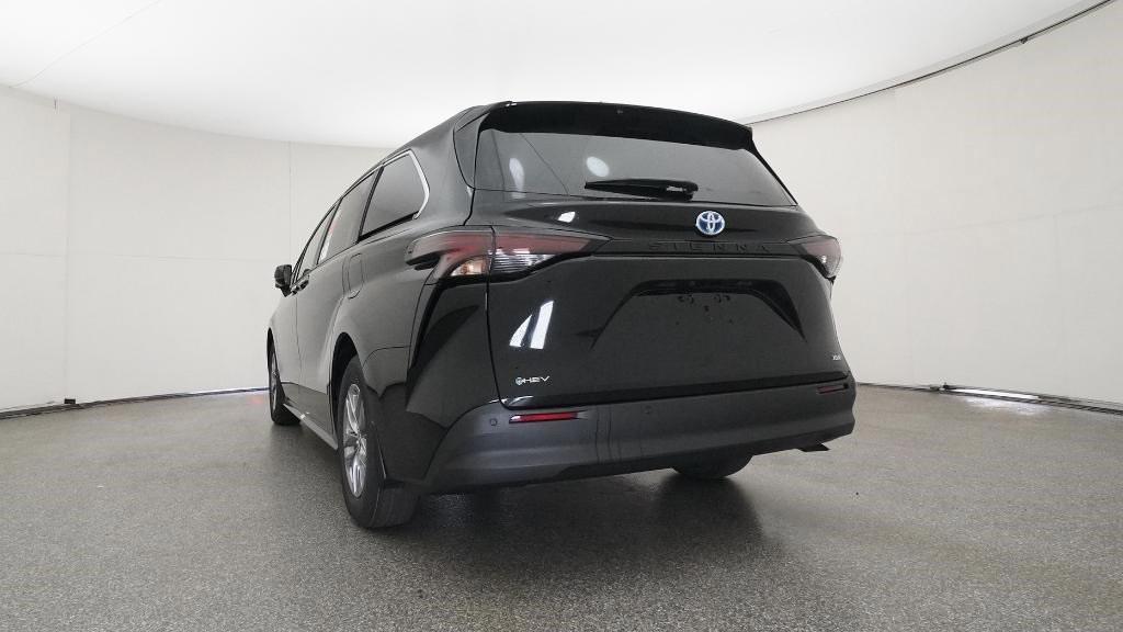 new 2025 Toyota Sienna car, priced at $47,462