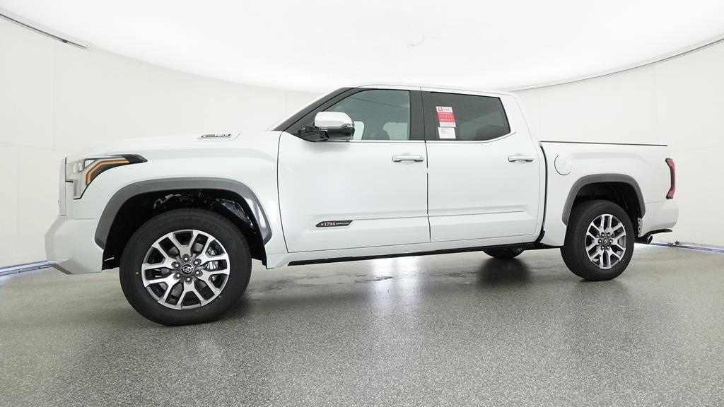 new 2025 Toyota Tundra Hybrid car