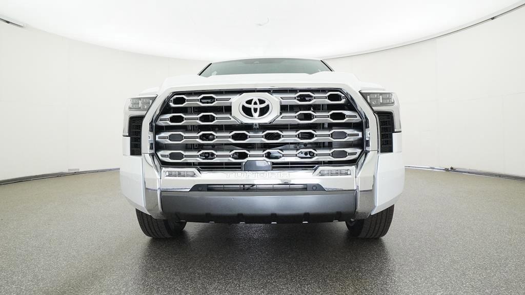 new 2025 Toyota Tundra Hybrid car
