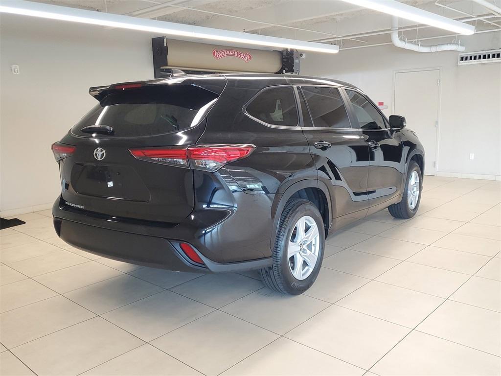 used 2023 Toyota Highlander car, priced at $32,991