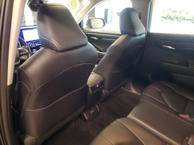 used 2023 Toyota Highlander car, priced at $34,451