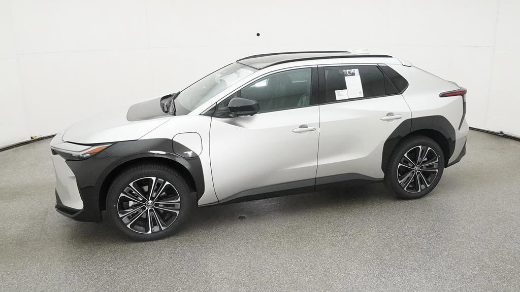 new 2025 Toyota bZ4X car