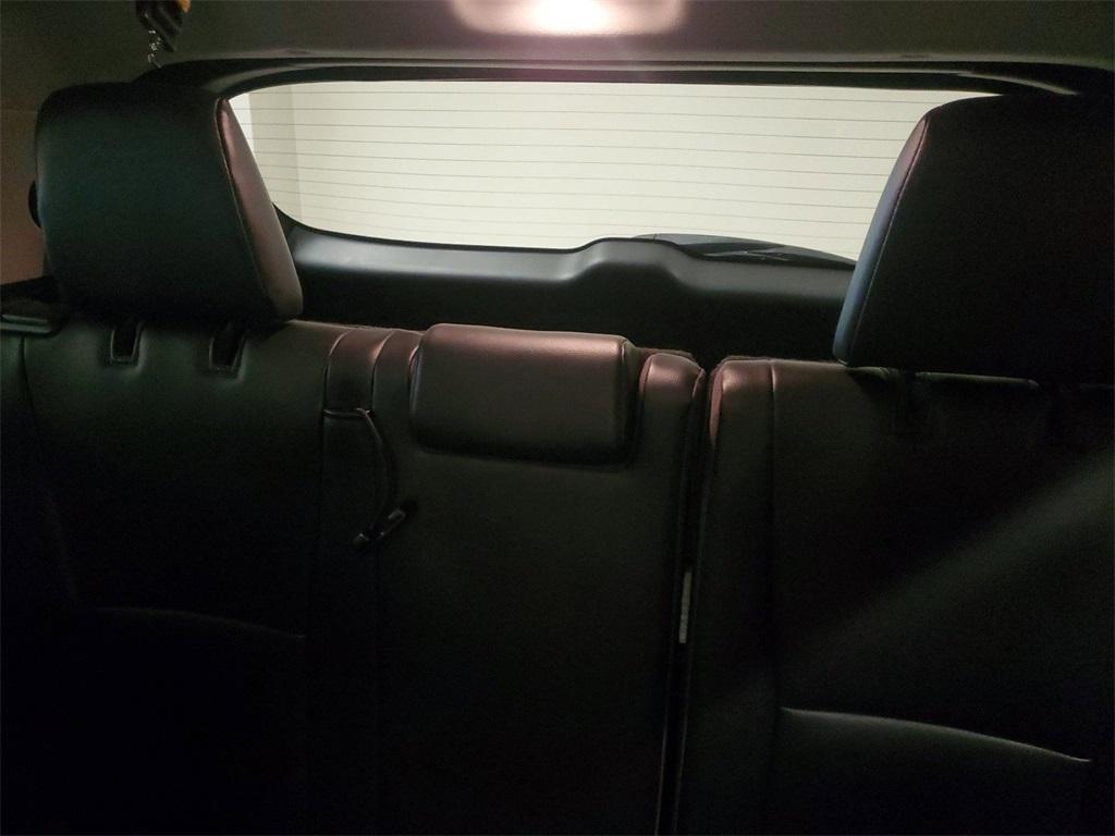 used 2022 Toyota Highlander Hybrid car, priced at $34,594