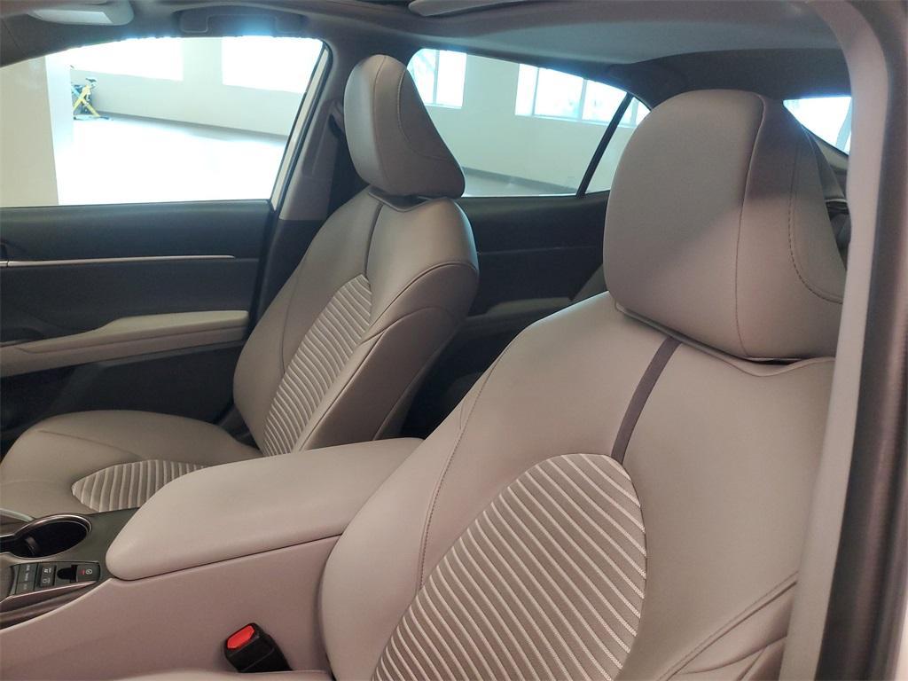 used 2022 Toyota Camry Hybrid car, priced at $25,451